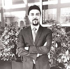 Deniz Akdur